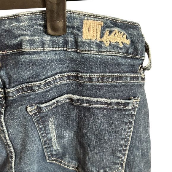 Kut from the Kloth Woman’s Distressed Stretch Blue Jeans Size 8 EUC Straight Leg - Picture 5 of 7
